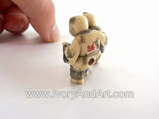 Mammoth ivory Netsuke - 2 Children Read a poem