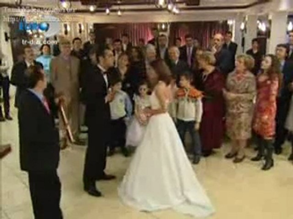 divane aşık gibi