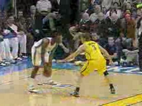 NBA Jeff Green takes Troy Murphy off the dribble and finish
