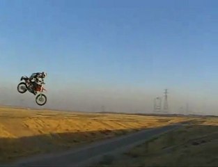 [ENDURO] Crash KTM Coupée en Deux [Goodspeed]