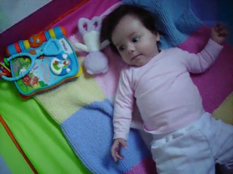 Célyna 3 mois et demie