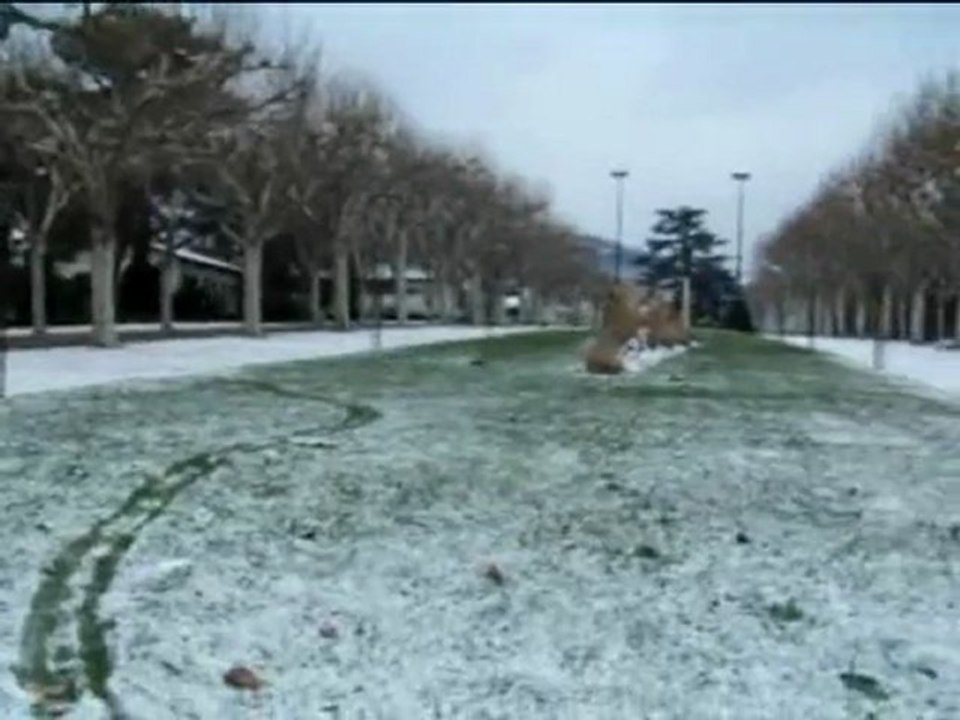 Traxxas Slash VXL 1/16 - Holiday on ice au parc de Millau