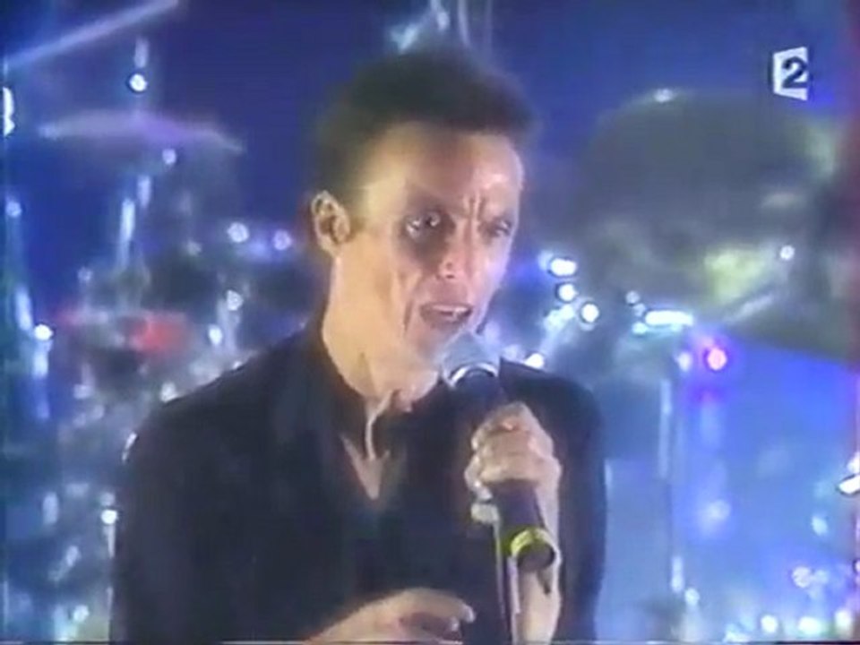 Hommage à Mano Solo R.I.P allez viens francofolies