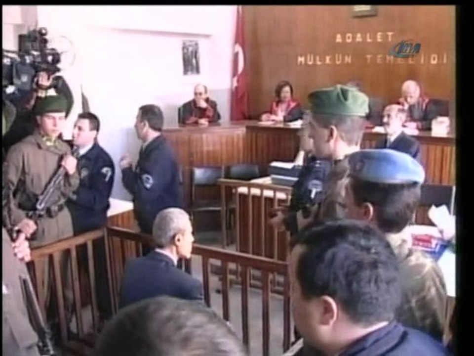 Ağca "Dünyanın Sonunu Ve Mükemmel İncil"i Yazacak