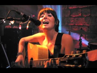 iLiS - Pardonne (acoustic) Theatre Essaïon14.12.09(officiel)