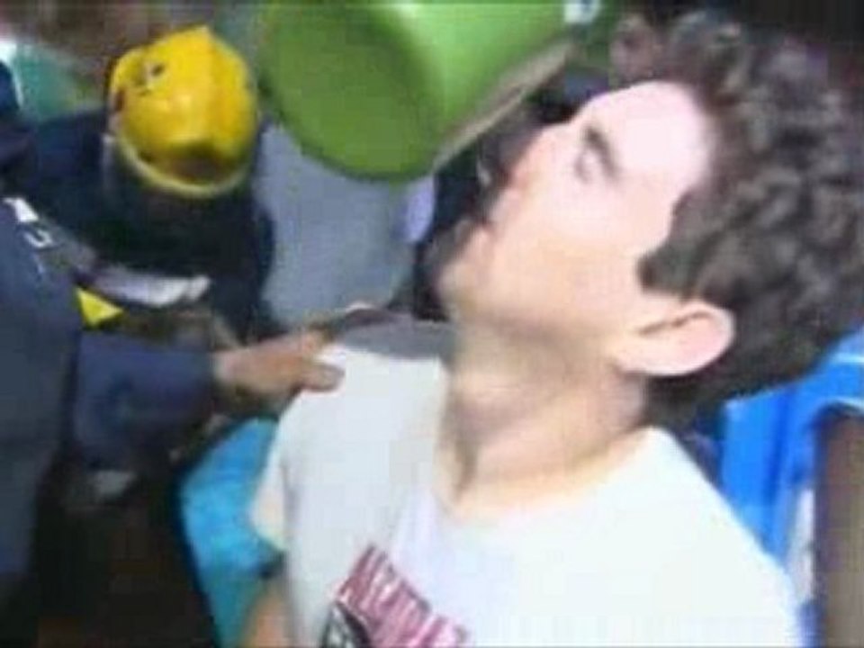 Hong Kong: Wylał kwas na przechodniów