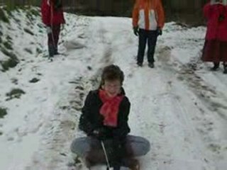 la luge, c'est bien! avec un quad....c'est mieux!