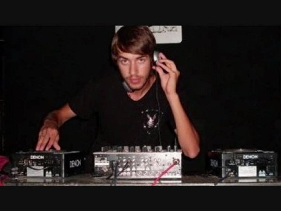 DJ ERDI ISIK TAN SANMAKİ REMİX