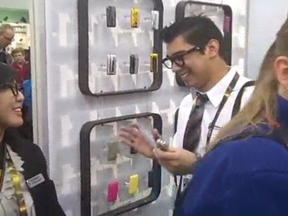 CES 2010: TheGeeksHere Incipio Interview -Accessory Geeks -