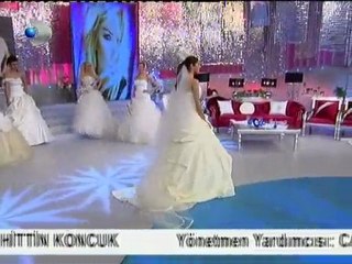 Zeyno Gelinlik Seda Sayan'ın TV Programında