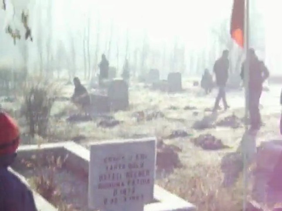 Yaycılar Köyü(MEZARLIK VİDEOSU) 12/01/2010