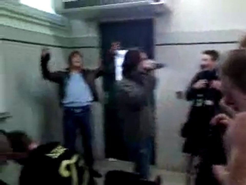 MOV013
