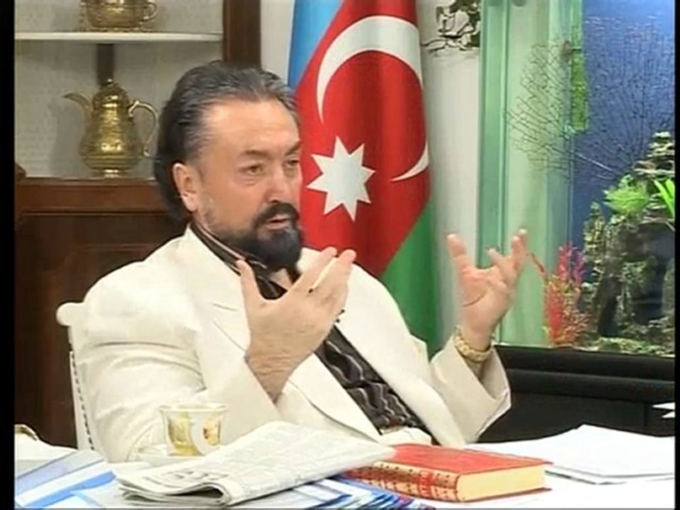 Adnan Oktar röportajı mutasyon
