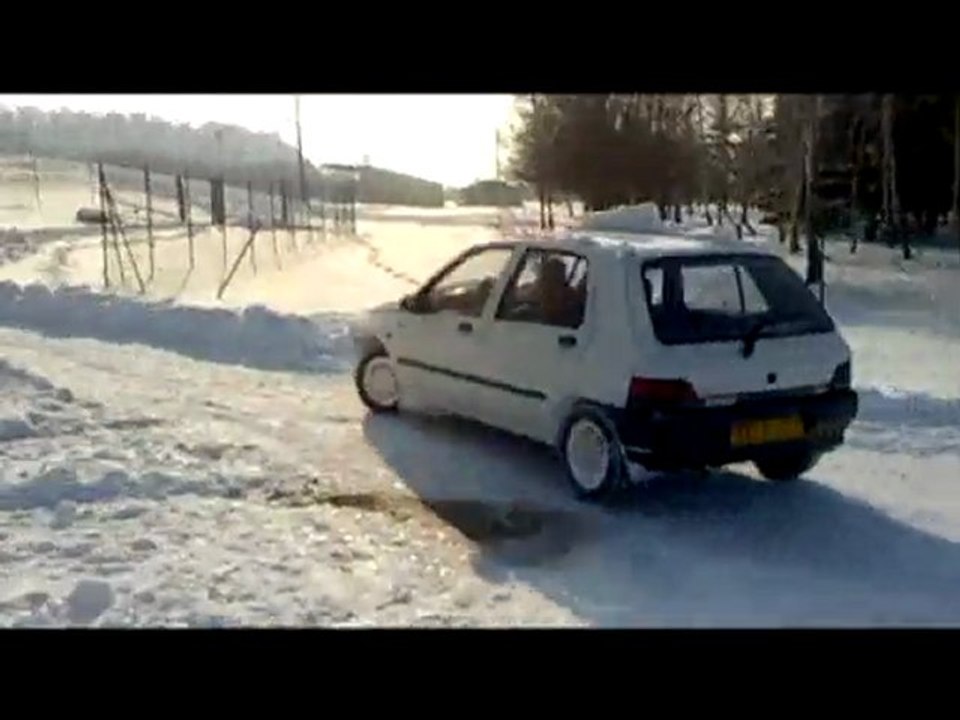 Aprem drift sur la neige