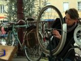 Un atelier vélo place Napoléon à La Roche-Sur-Yon