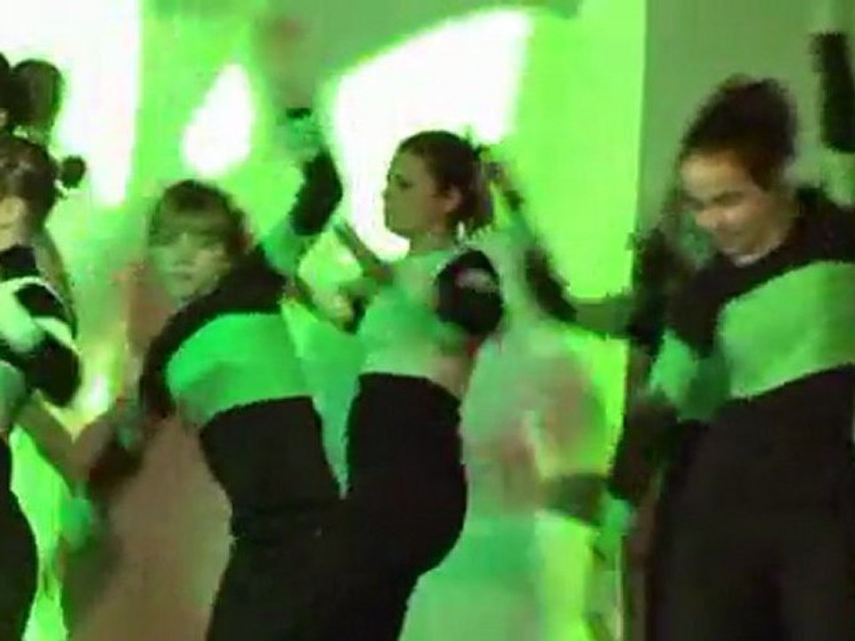 Arabesque Danse de bienvenue aux voeux 2010 à Estaires