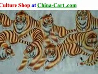 Discover the Majestic Chinese Tiger in Its Natural Habitat 🐅