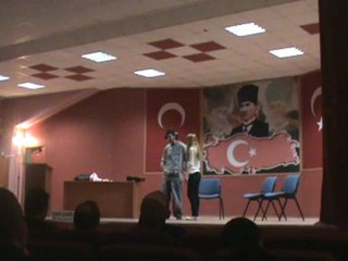 Karaman Gençlik Merkezi tiyatro gösterisi bölüm1