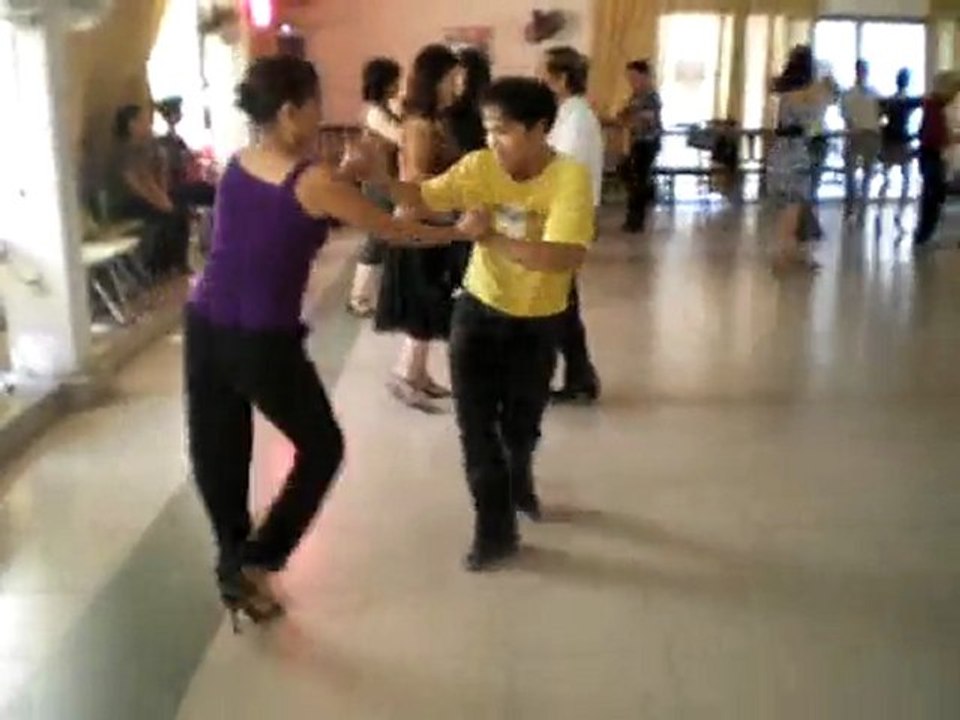 Limbo dance(Mambo)