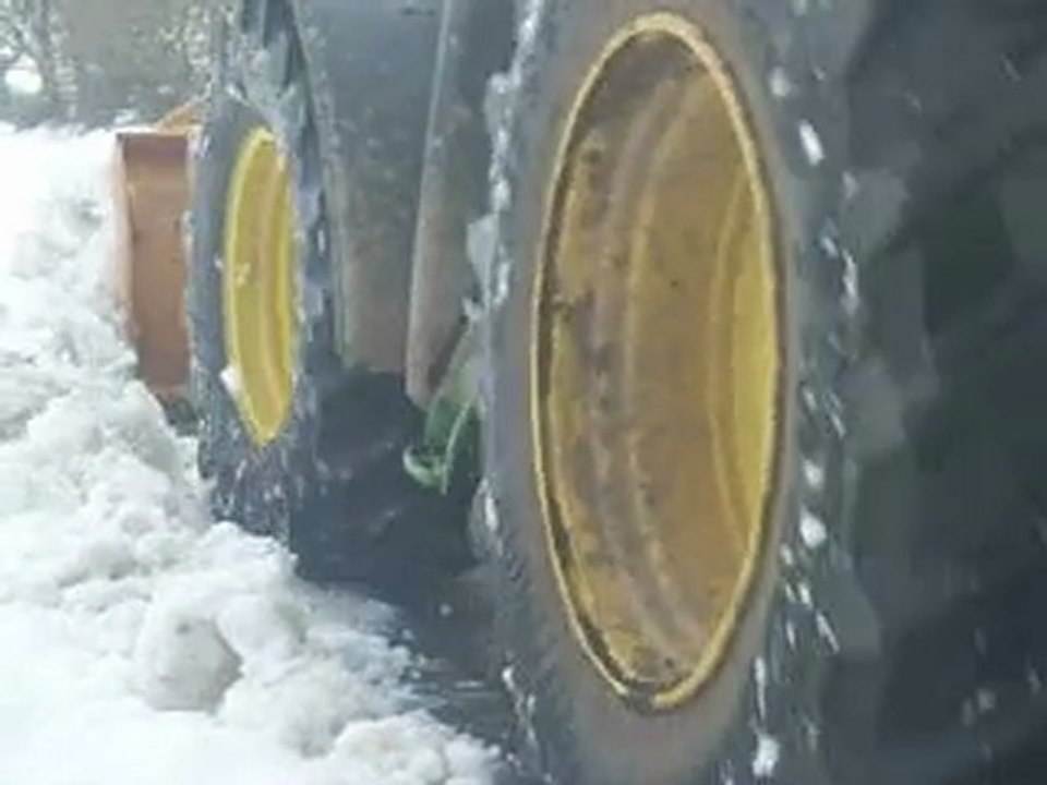 déneigement de plounévez-quintin 22110 jd 7430 lame laforge