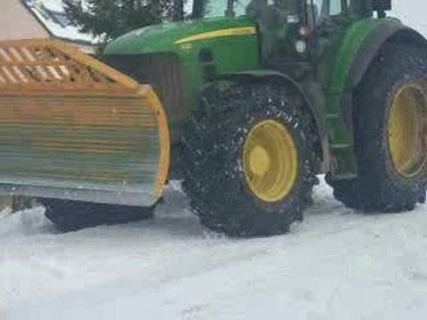 déneigement de plounévez-quintin 22110 jd 7430 lame laforge