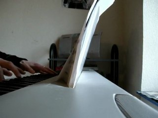 River Flows In You piano