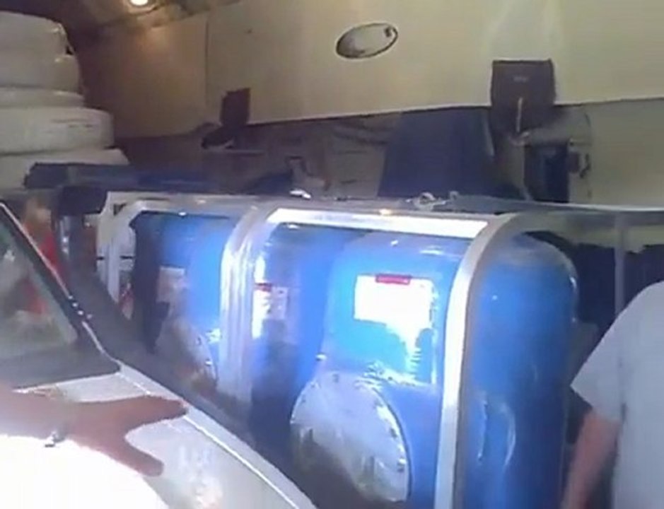 Arrivée d'un avion cargo à Port-au-Prince