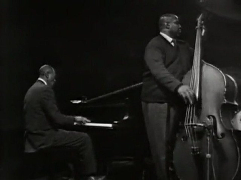 Willie Dixon - Bassology