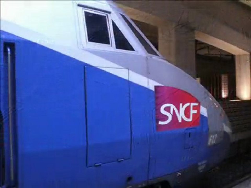 TGV  - BB67400 - Eurostar à Lille
