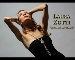 Laura Zotti canta Peel me a grape
