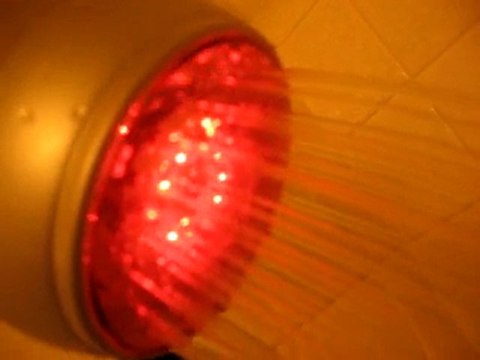 Işıklı duş başlığı