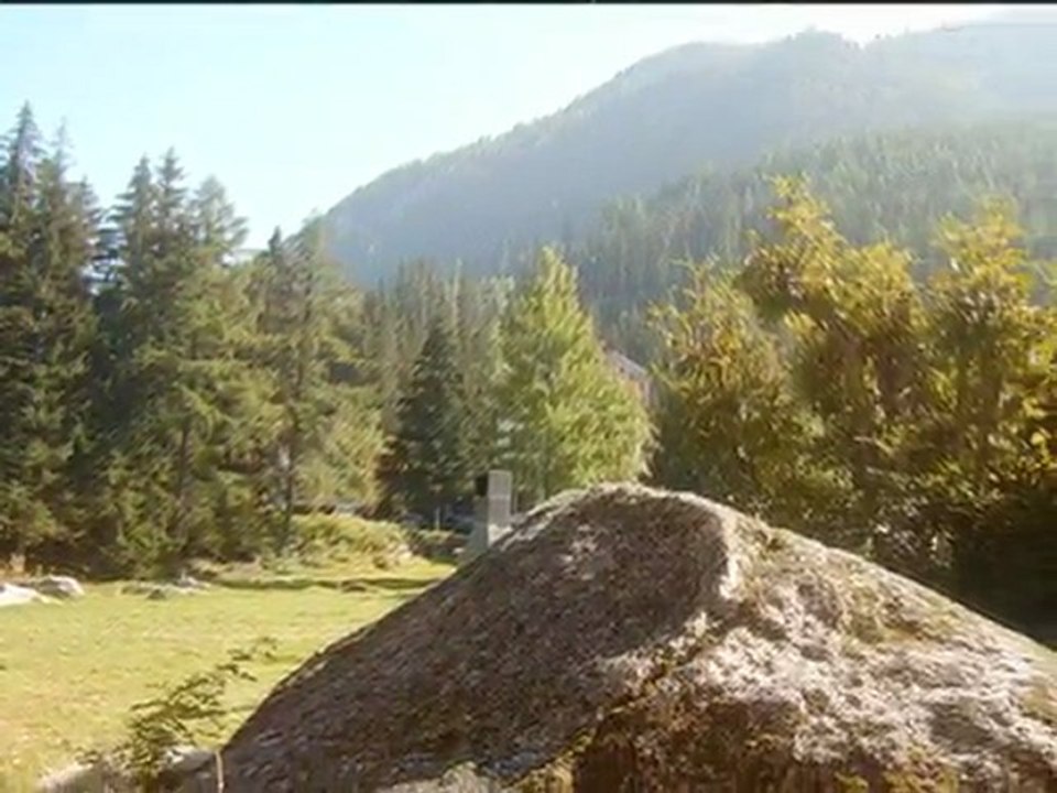 CHAMPEX-LAC: d'une saison a l'autre.