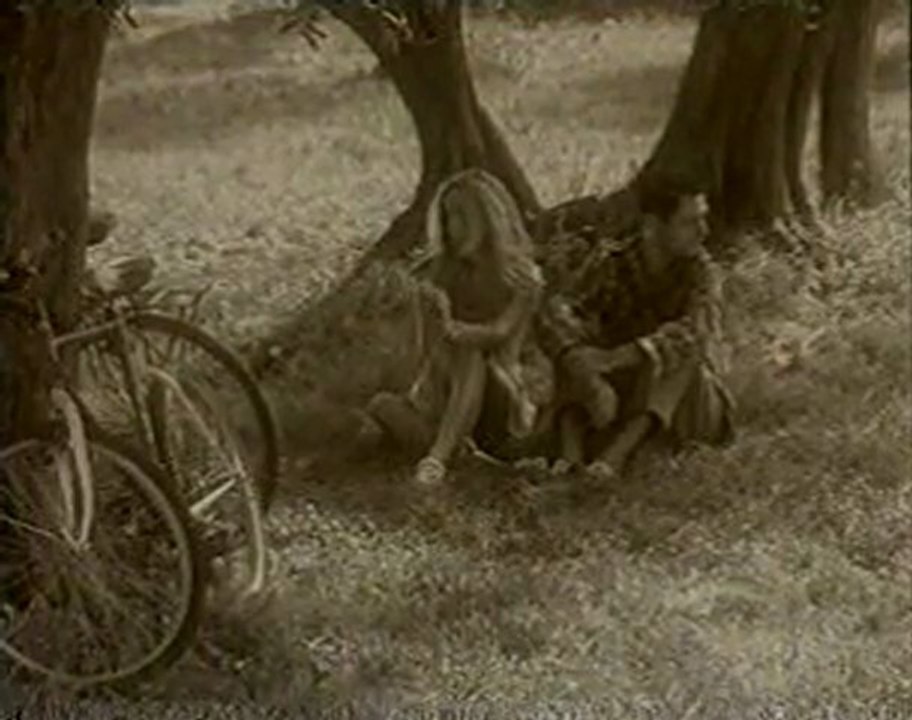 La Bicyclette de Bourvil by U2