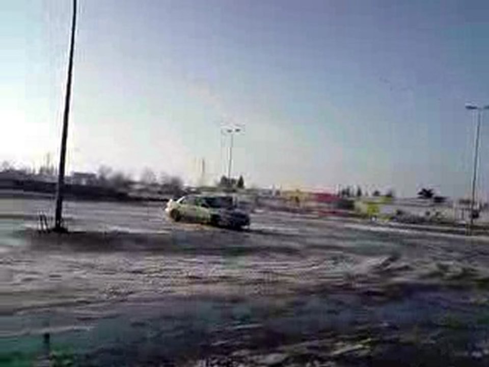 (00)V100110_15.39