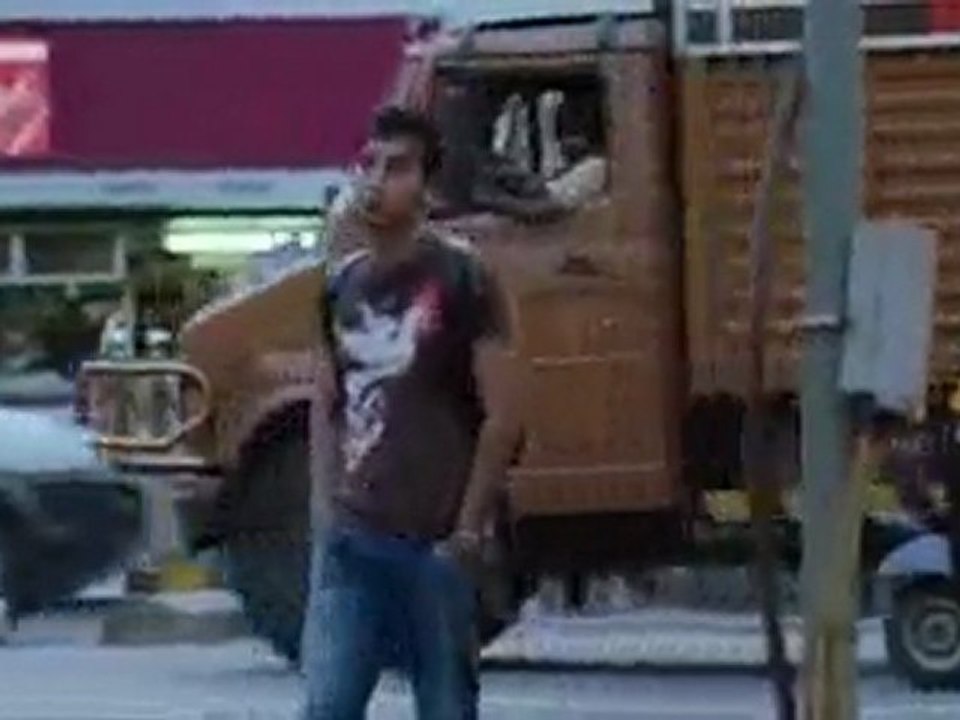 [MovieGrounds.Tv] wus-xvid005