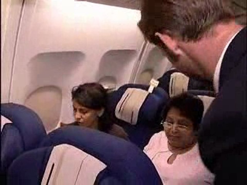 Le métier d'hôtesse de l'air / steward (Air France)