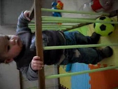 Debout tout seul !!!!!!!!!!!!!!