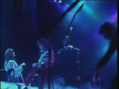 Yngwie Malmsteen - Dreaming (Tell Me)