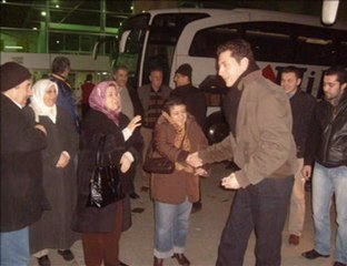 Asker yolu beklerim