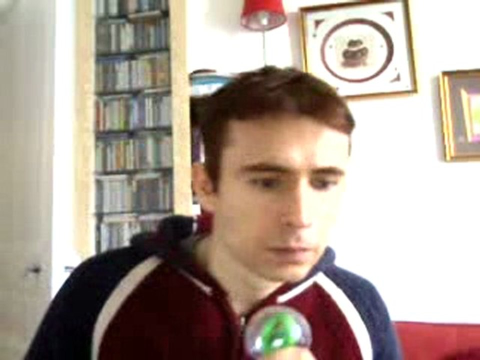 Wiwi égratigne "baby do you wanna bump"