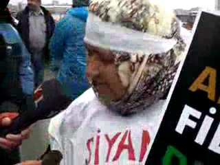 TEKEL İŞÇİNE DESTEK MİTİNĞİNE 100 KİŞİ KATILDI