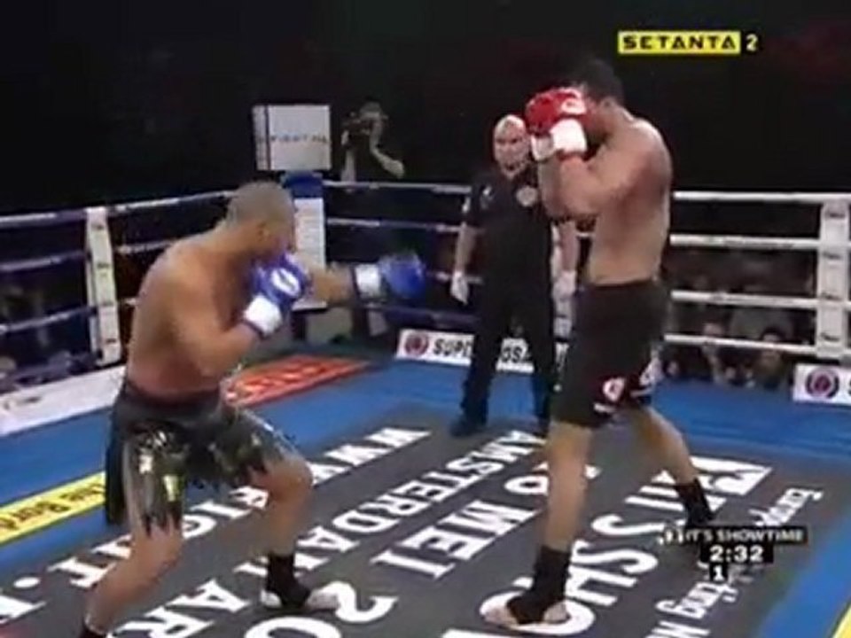 2009 02 08   Badr Hari vs  Frederic Sinistra  K1 kickboxing