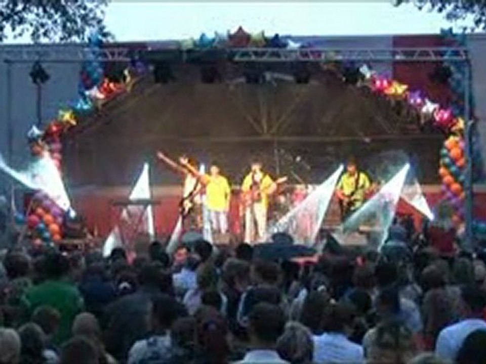 Группа "Вехи". Концерт в Тайшете. (Для www.rb03.ru)