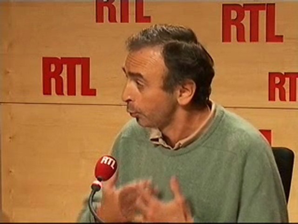 Z comme Zemmour : "Pie XII-Hitler, c'est comme le "CRS-SS""