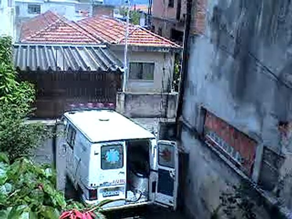 MOV01242 ambulancia
