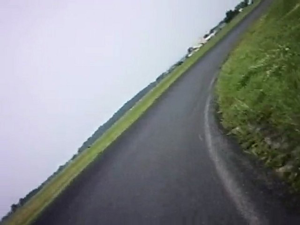 piste lurcy levis 2009 GSXR 750 K9