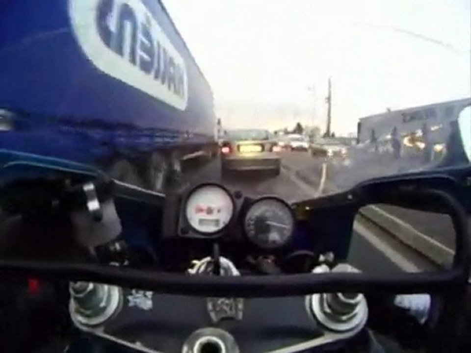 Petite arsouille en Gex 750