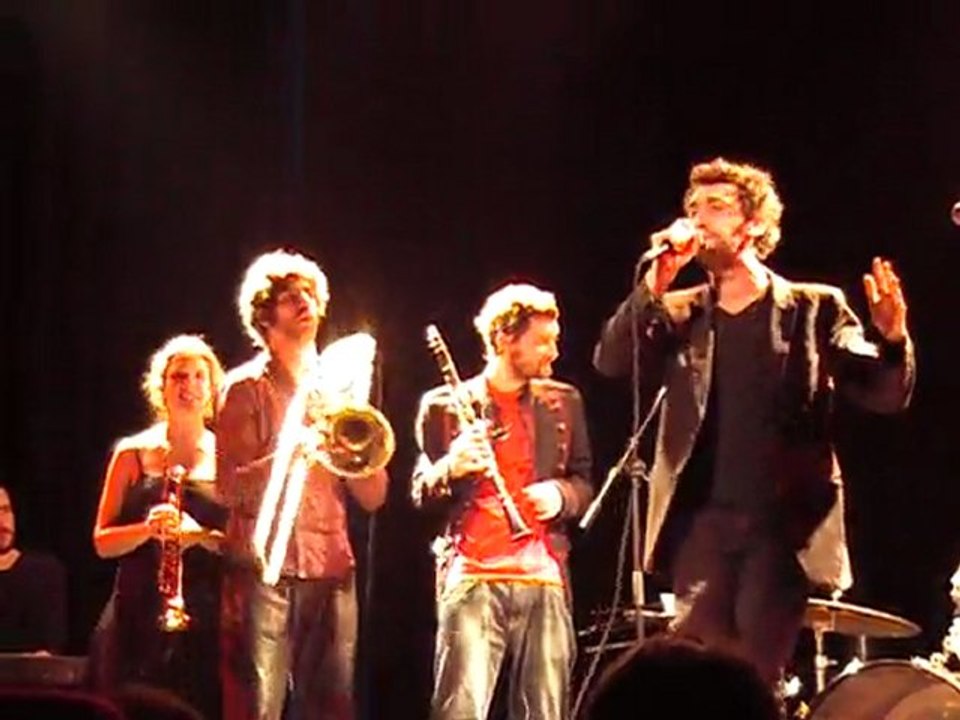 FANCH & Le P'TIT BAZAR : Le grand tour