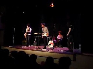 Through Waxseals - I Wanna Be Your Dog (16/01/10)