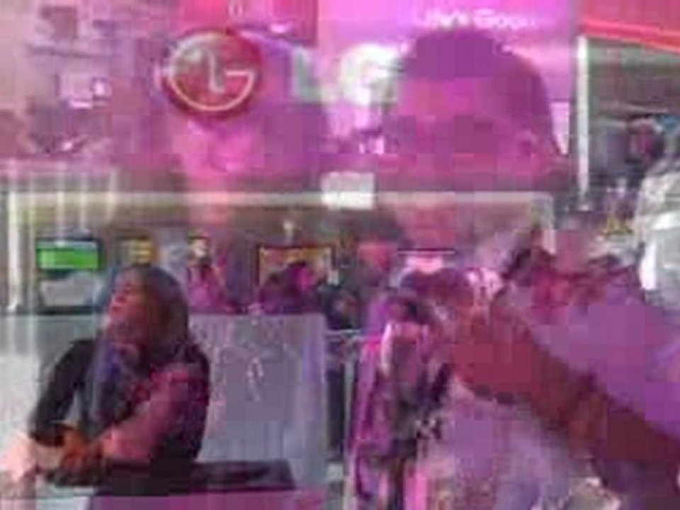 CES 2010: TheGeeksHere - Can't wait until CES 2011!